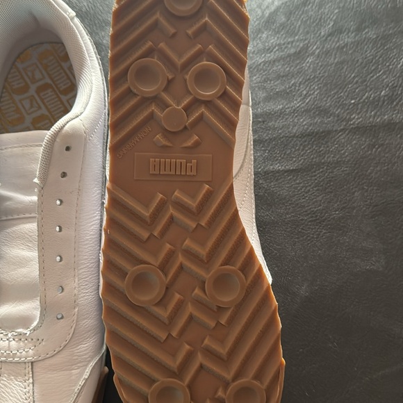 NWOT Men Size 10 White Puma Roma Tennis Shoes Without The Strings - Picture 2 of 6